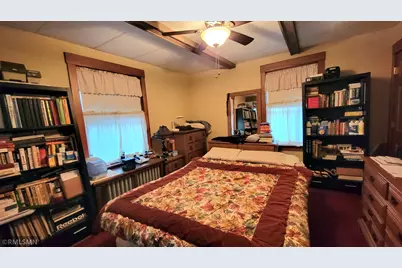 884 Mound Street, Saint Paul, MN 55106 - Photo 15