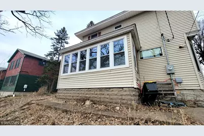 884 Mound Street, Saint Paul, MN 55106 - Photo 3