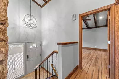 9708 Mill Creek Drive, Eden Prairie, MN 55347 - Photo 7