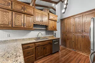 9708 Mill Creek Dr, Eden Prairie, MN 55347 - Photo 15