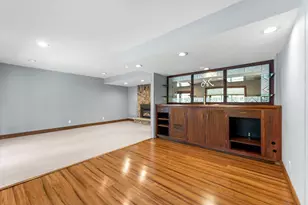 9708 Mill Creek Dr, Eden Prairie, MN 55347 - Photo 43