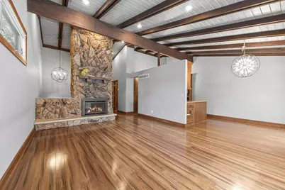 9708 Mill Creek Drive, Eden Prairie, MN 55347 - Photo 3