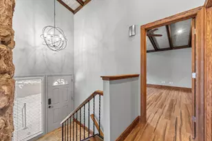 9708 Mill Creek Dr, Eden Prairie, MN 55347 - Photo 7