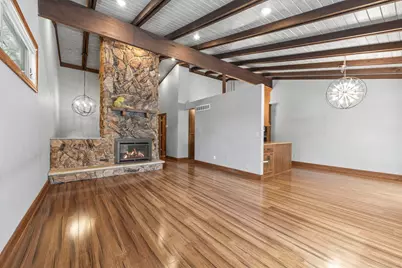 9708 Mill Creek Drive, Eden Prairie, MN 55347 - Photo 3