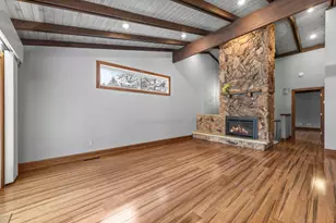 9708 Mill Creek Dr, Eden Prairie, MN 55347 - Photo 11