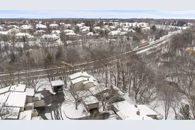 9708 Mill Creek Drive, Eden Prairie, MN 55347 - Photo 47