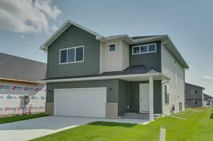 2529 36th Ave S, Moorhead, MN 56560 - Photo 1