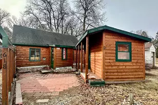 618 1st St NE, Menahga, MN 56464 - Photo 3