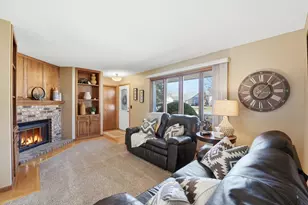 1680 129th Cir NW, Coon Rapids, MN 55448 - Photo 3