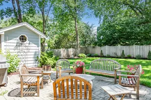 15 Maple Hill Rd, Hopkins, MN 55343 - Photo 5