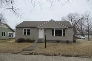 430 Main St, Edgerton, MN 56128 - Photo 1