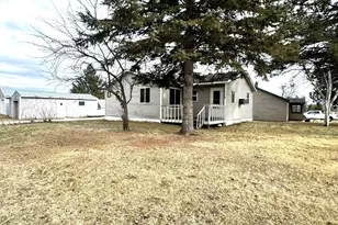 115 1st St SE, Akeley, MN 56433 - Photo 3
