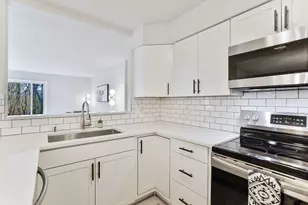 7534 Landau Dr, Bloomington, MN 55438 - Photo 3