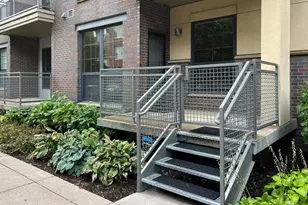 825 Berry St, Saint Paul, MN 55114 - Photo 9