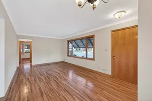 2724 McKnight Rd N, North Saint Paul, MN 55109 - Photo 7