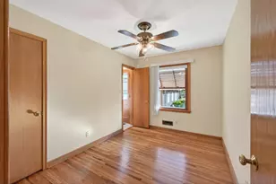 2724 McKnight Rd N, North Saint Paul, MN 55109 - Photo 13