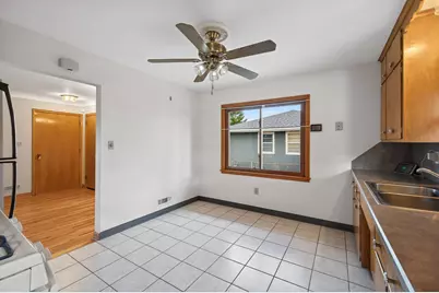 2724 McKnight Road N, North Saint Paul, MN 55109 - Photo 9