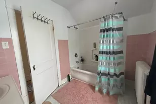 1723 E 4th St, Duluth, MN 55812 - Photo 23