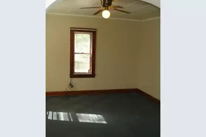 610 8th Street SW, Austin, MN 55912 - Photo 9