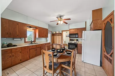 8580 302nd Street, Chisago City, MN 55013 - Photo 11
