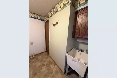 1665 Oakwood Drive, Worthington, MN 56187 - Photo 11