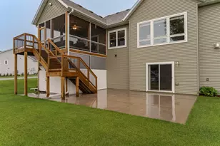 2745 Sand Trap Rd SE, Rochester, MN 55904 - Photo 3