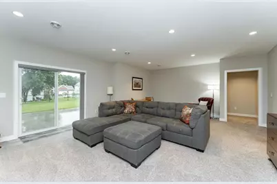 2745 Sand Trap Road SE, Rochester, MN 55904 - Photo 27