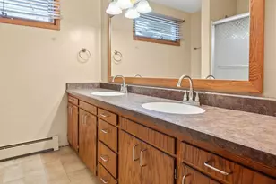 2807 Edgewood Dr N, Fargo, ND 58102 - Photo 25