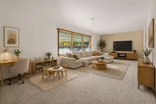 2807 Edgewood Dr N, Fargo, ND 58102 - Photo 5