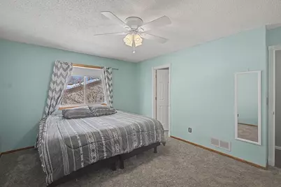 9614 Wellington Lane N, Maple Grove, MN 55369 - Photo 13