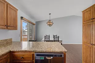 9614 Wellington Ln N, Maple Grove, MN 55369 - Photo 11