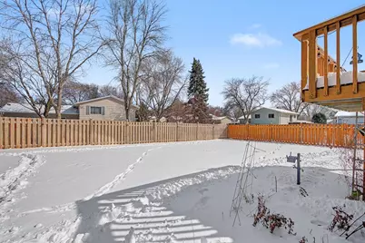 9614 Wellington Lane N, Maple Grove, MN 55369 - Photo 31