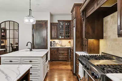 6930 Lake Harrison Circle, Chanhassen, MN 55317 - Photo 9