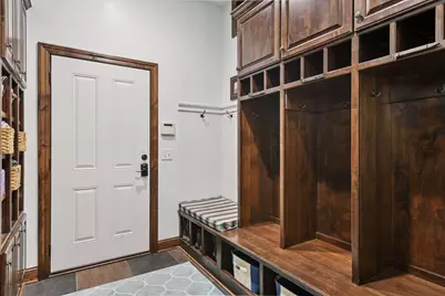 6930 Lake Harrison Circle, Chanhassen, MN 55317 - Photo 25