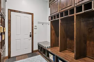 6930 Lake Harrison Cir, Chanhassen, MN 55317 - Photo 25