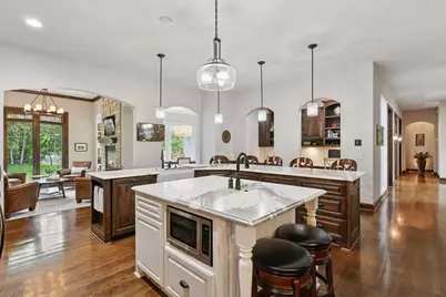 6930 Lake Harrison Circle, Chanhassen, MN 55317 - Photo 7