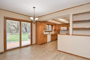 10700 Flora St NW, Coon Rapids, MN 55433 - Photo 3
