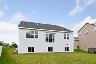 1285 Pinehill Blvd, Waconia, MN 55387 - Photo 15