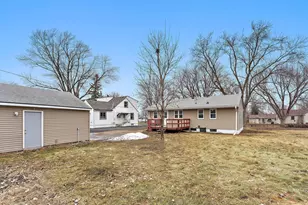 136 Panorama Ave, Fridley, MN 55421 - Photo 23