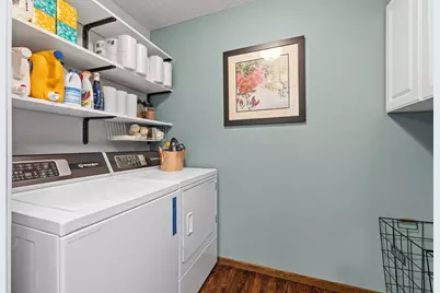 9344 Nesbitt Road, Bloomington, MN 55437 - Photo 23