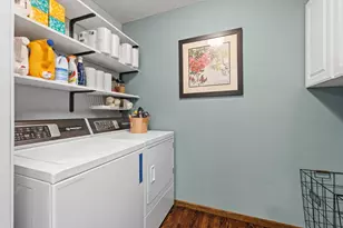 9344 Nesbitt Rd, Bloomington, MN 55437 - Photo 23