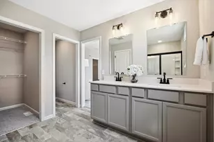 17950 Genoa Dr, Lakeville, MN 55044 - Photo 23