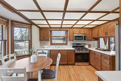 7050 43rd Street N, Oakdale, MN 55128 - Photo 5