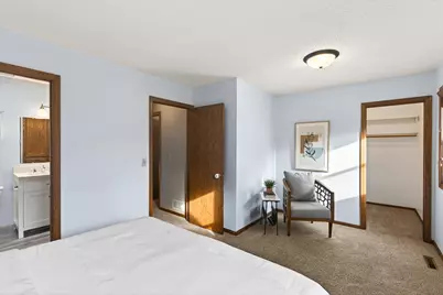 7050 43rd Street N, Oakdale, MN 55128 - Photo 15