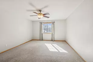 14392 Raymond Ln, Eden Prairie, MN 55347 - Photo 9