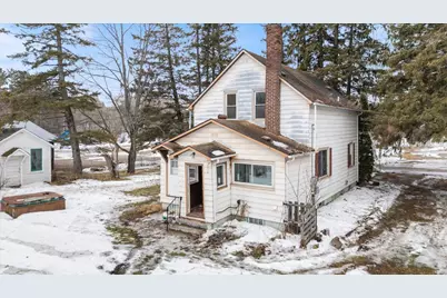 404 Itasca Avenue, Hibbing, MN 55746 - Photo 1