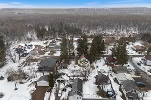 404 Itasca Ave, Hibbing, MN 55746 - Photo 21