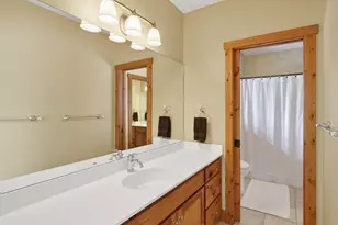 23400 Woodland Ridge Dr, Lakeville, MN 55044 - Photo 53