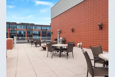 215 10th Avenue S #703, Minneapolis, MN 55415 - Photo 45