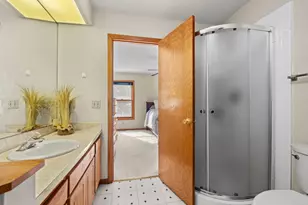 8136 Dakota Ln, Chanhassen, MN 55317 - Photo 17